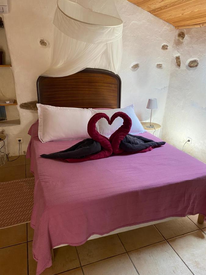 Caseddu Di Chjarastella Figari  Buitenkant foto